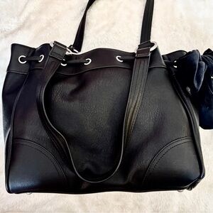 VIRAL Juicy Couture Crown Daydreamer
Tote Bag Purse Licorice